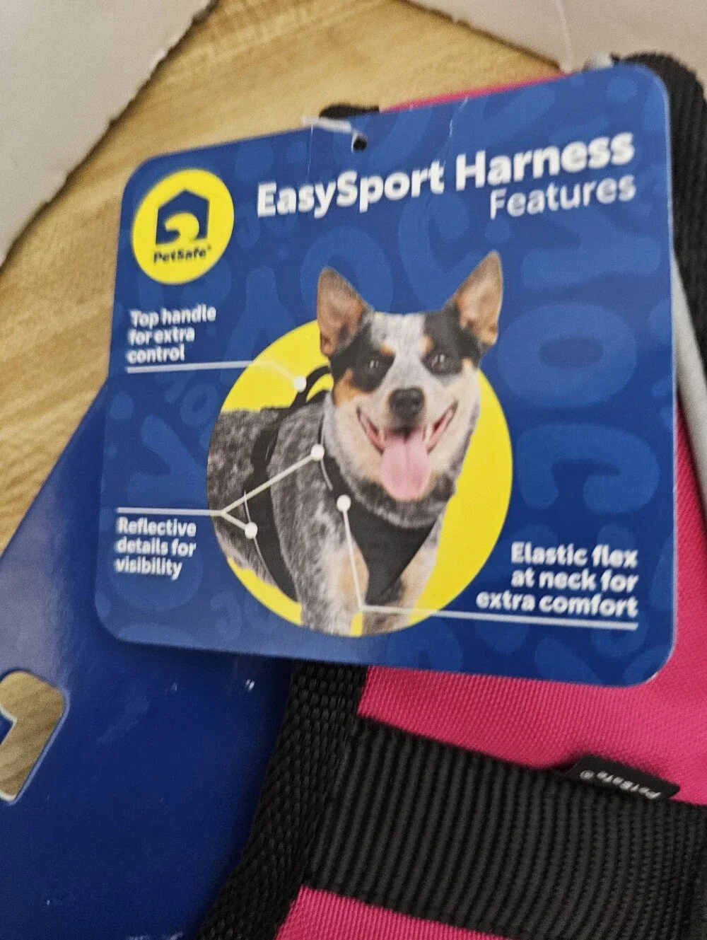 PetSafe EasySport Dog Harness Medium Pink Padded Adjustable No Pull Control Hand